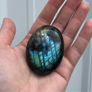 Iridescent Labradorite Palm Stone
